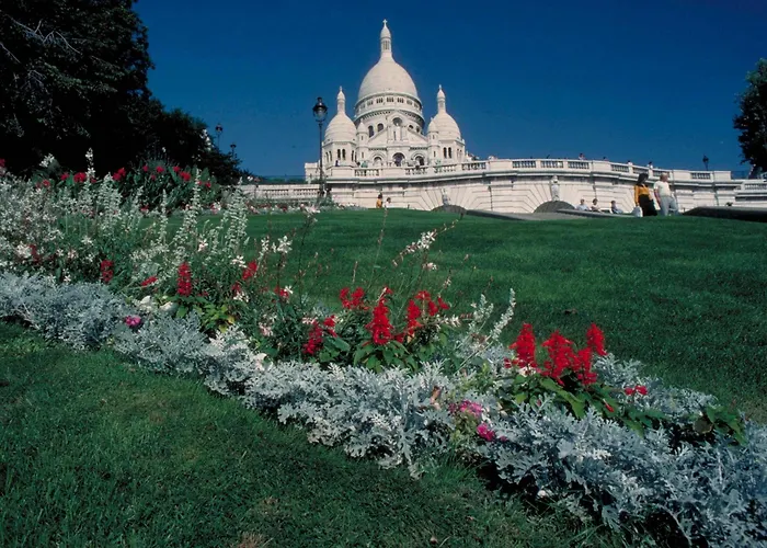 Hotel ibis Paris Montmartre Sacré-Coeur