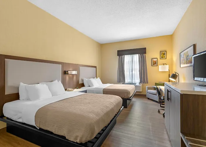 Quality Inn & Suites Bellville - Mansfield