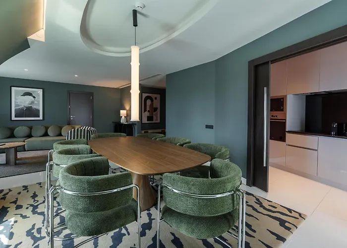 Cenica Porto Hotel, Curio Collection By Hilton