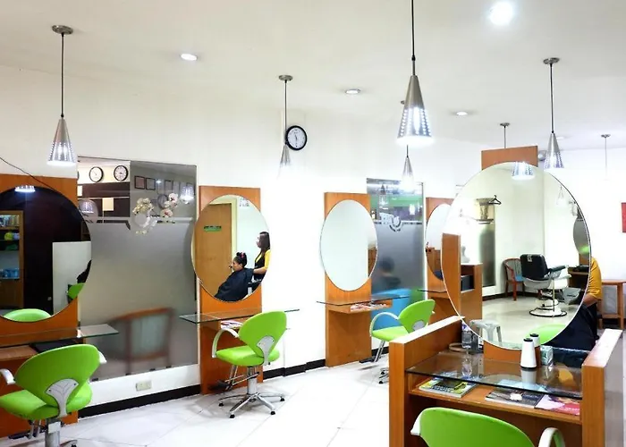 Holiday Spa Hotel