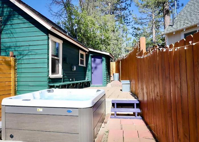 Arkouda Cabins