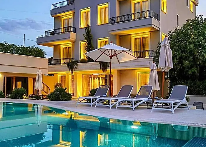 Avanti Hotel & Spa Budva