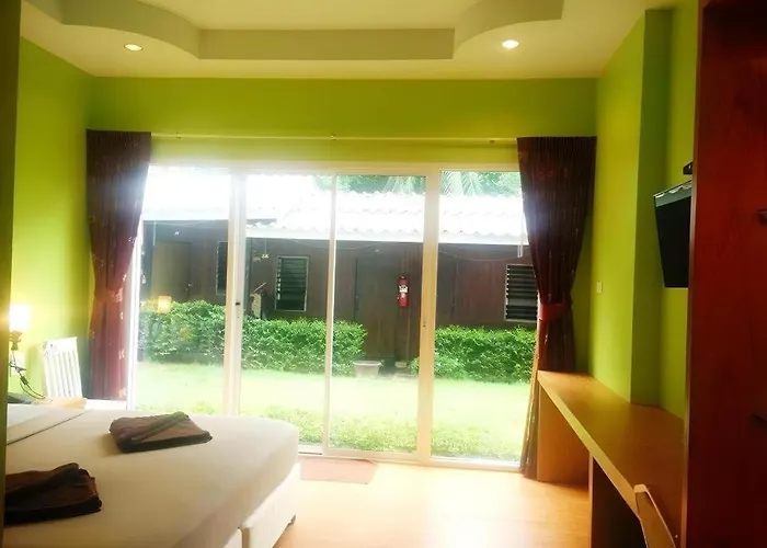 Arunee Resort