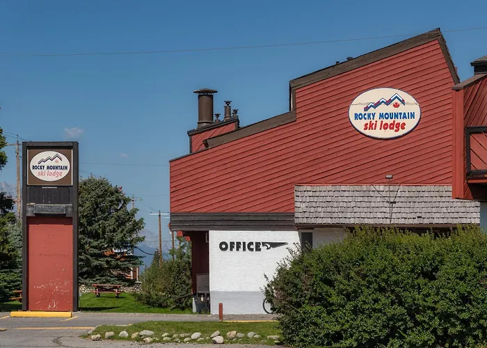 Rocky Mountain Ski Lodge