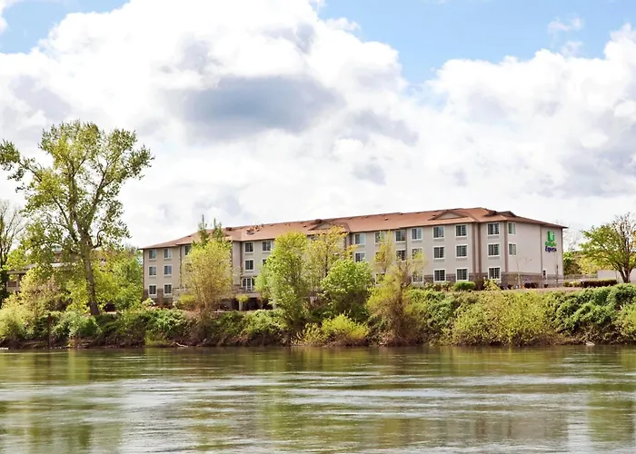 Holiday Inn Express Corvallis-On The River By Ihg