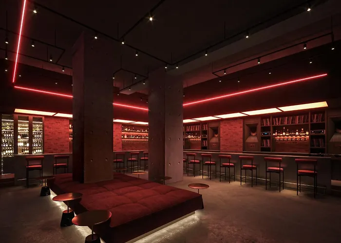 Base Layer Hotel Kobe Sannomiya