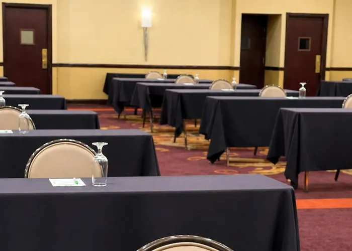 Holiday Inn Youngstown-South - Boardman By Ihg
