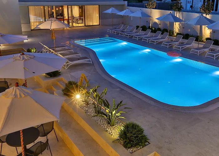 Avanti Hotel & Spa Budva