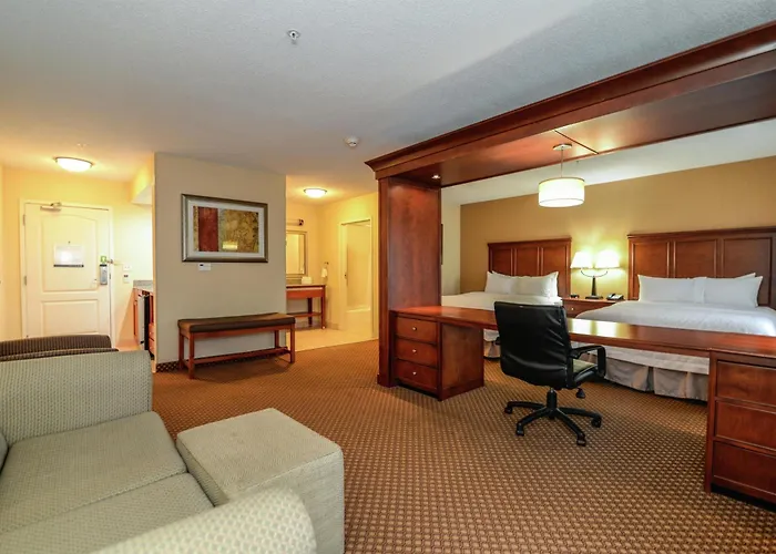 Hampton Inn & Suites Detroit/Chesterfield
