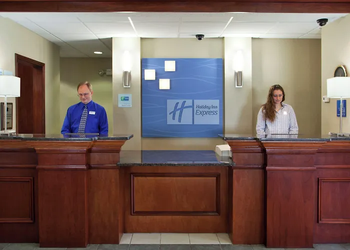 Holiday Inn Express Grove City - Premium Outlet Mall By Ihg