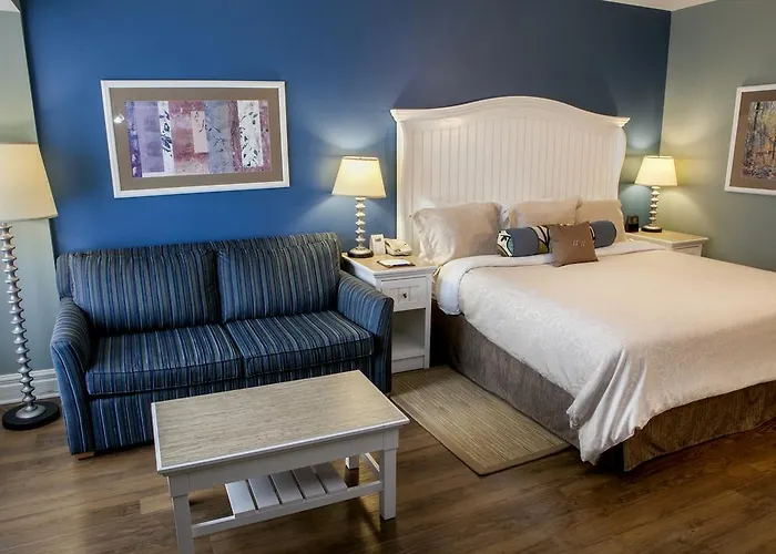 Watkins Glen Harbor Hotel