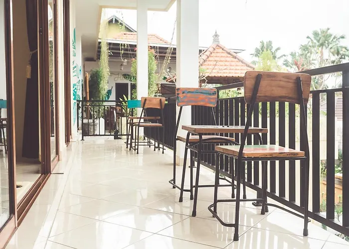 Hotel La Costa Central