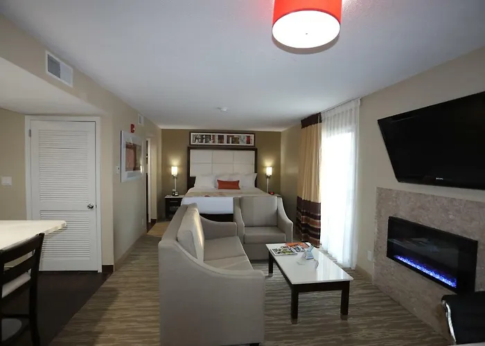 Hawthorn Suites By Wyndham Detroit Southfield